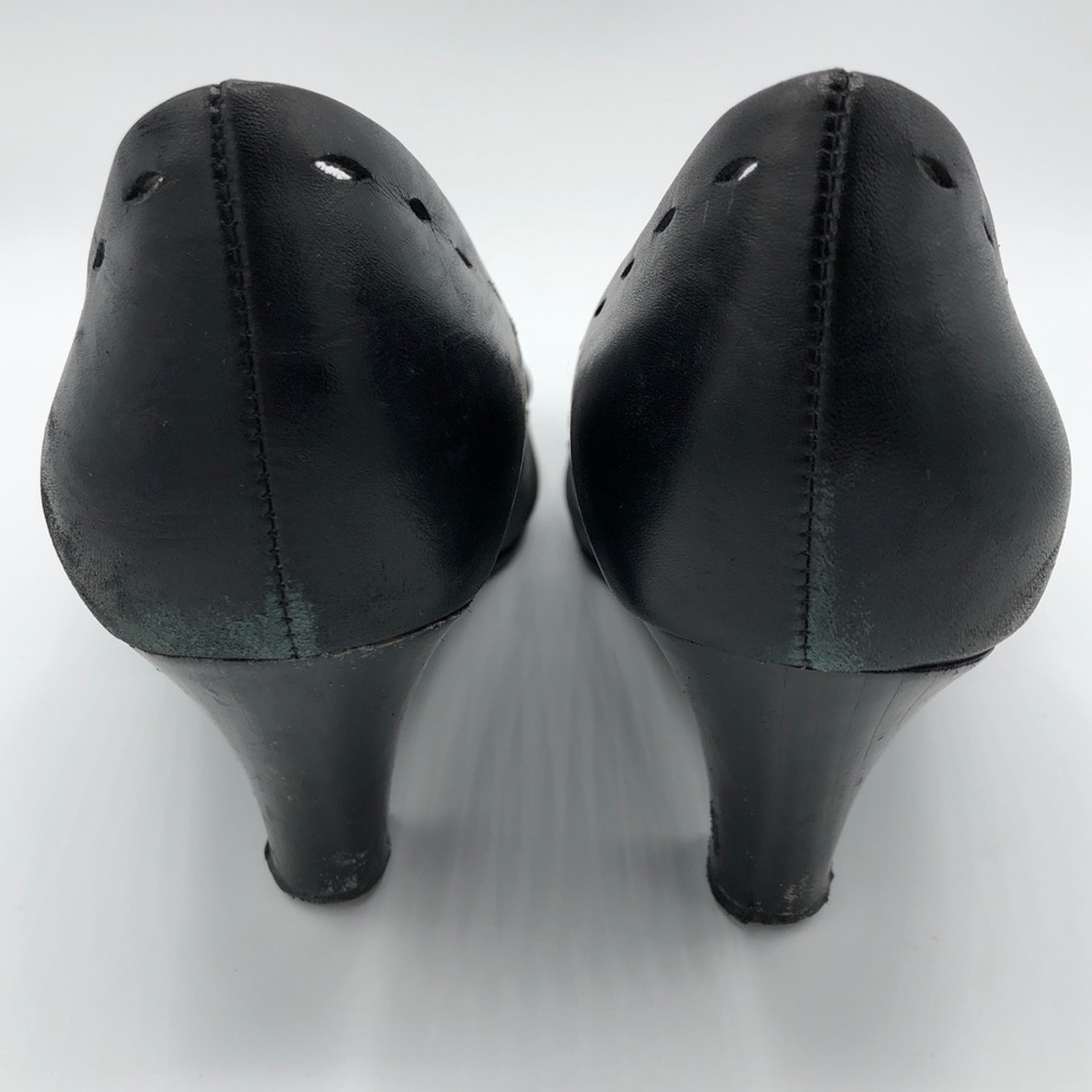 Kenneth Cole Reaction “Lucky Day” Mary Jane’s 8½ - Picture 4 of 7